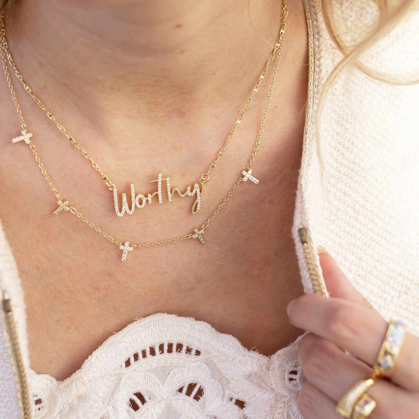 Faith Drops Necklace Gold