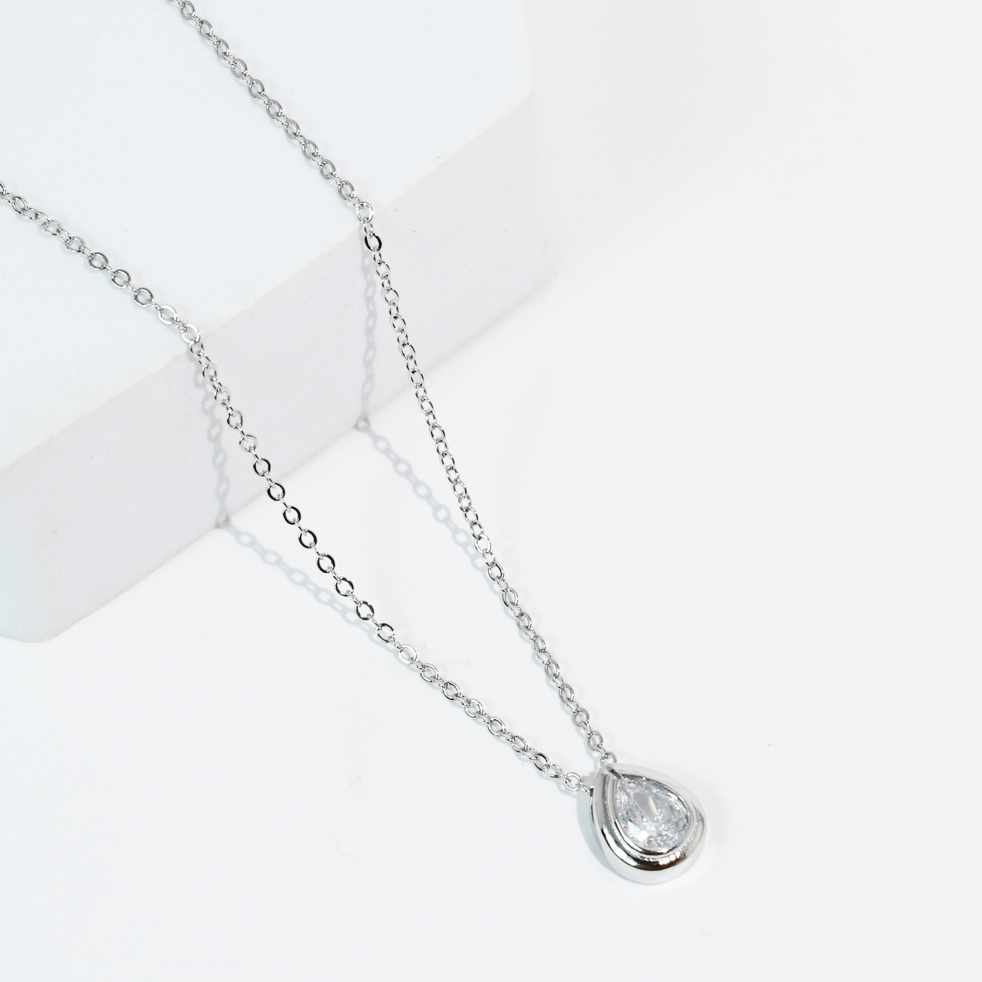 Drop of Love Necklace Silver