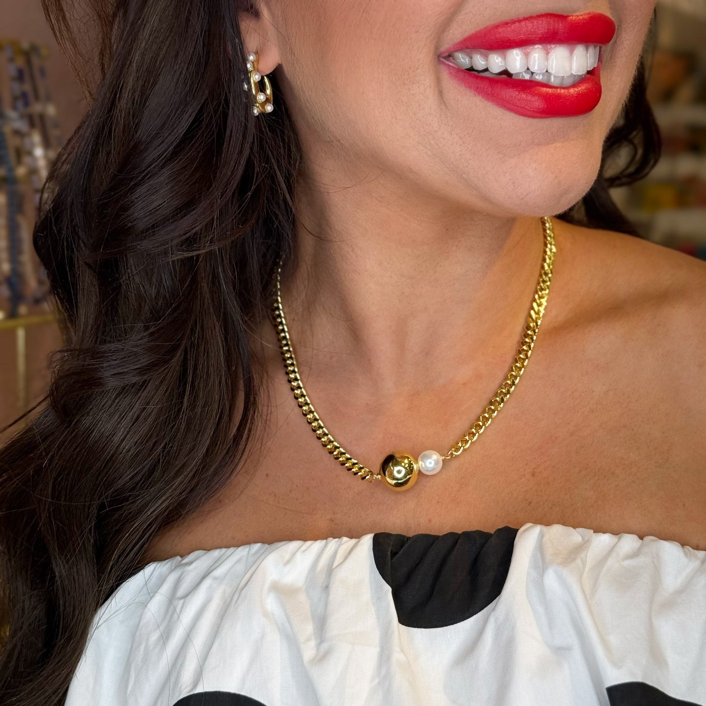 Golden Pearl Necklace M5