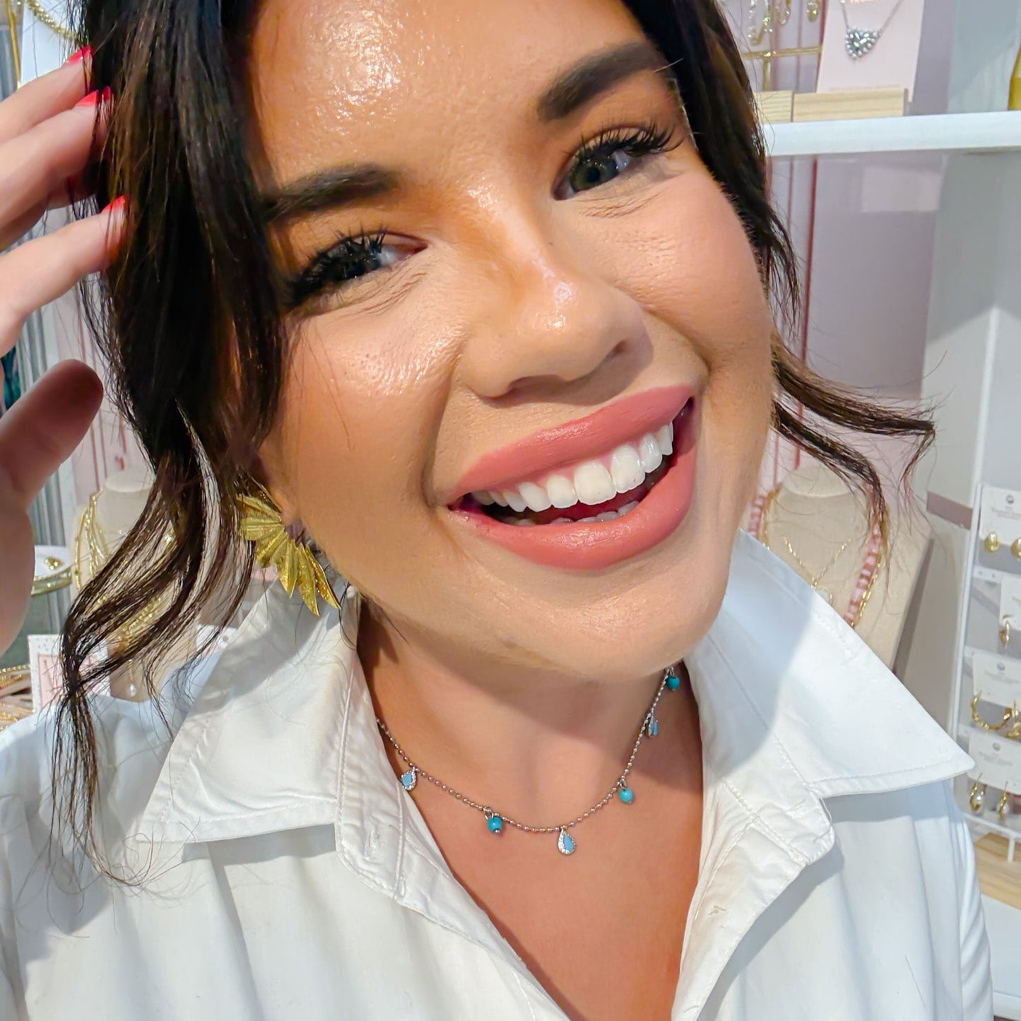 premium silver necklace crafted for everyday wear, offering a dainty handcrafted style with a waterproof, hypoallergenic, tarnish free finish, ideal for minimal modern jewelry lovers, available as wholesale for boutiques