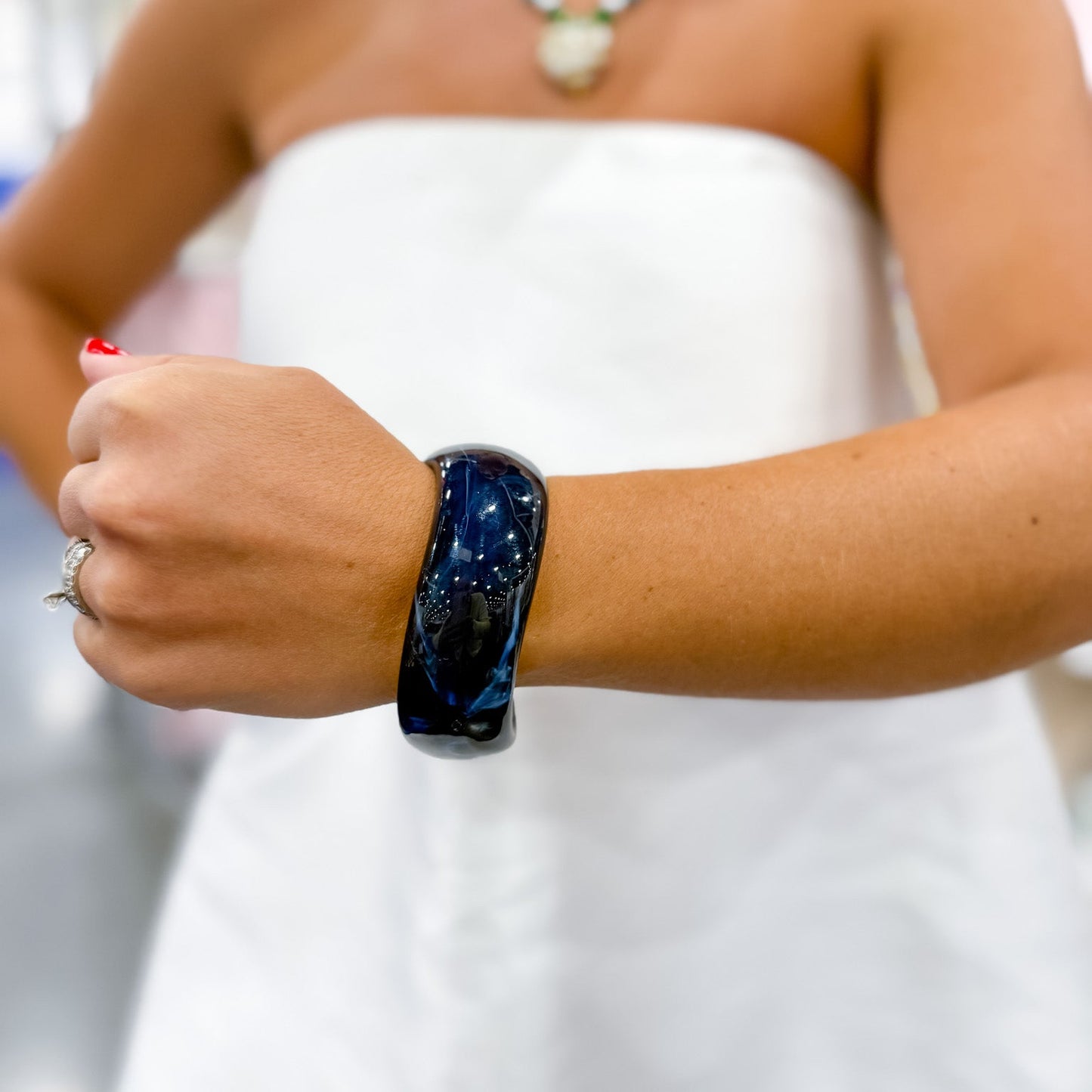 Glossy Bangle
