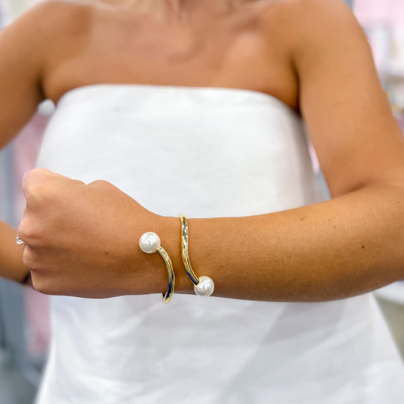 Kind of a Moment Double Pearl Bangle