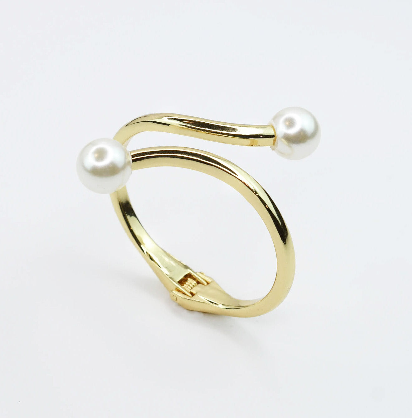 Kind of a Moment Double Pearl Bangle