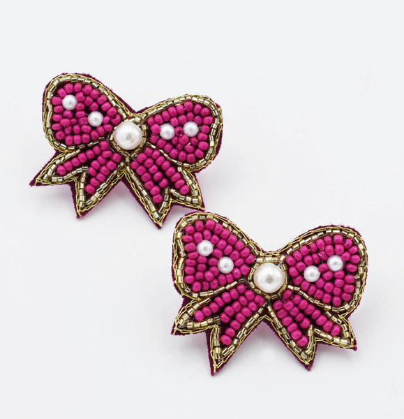 Pearly Bow Stud D94