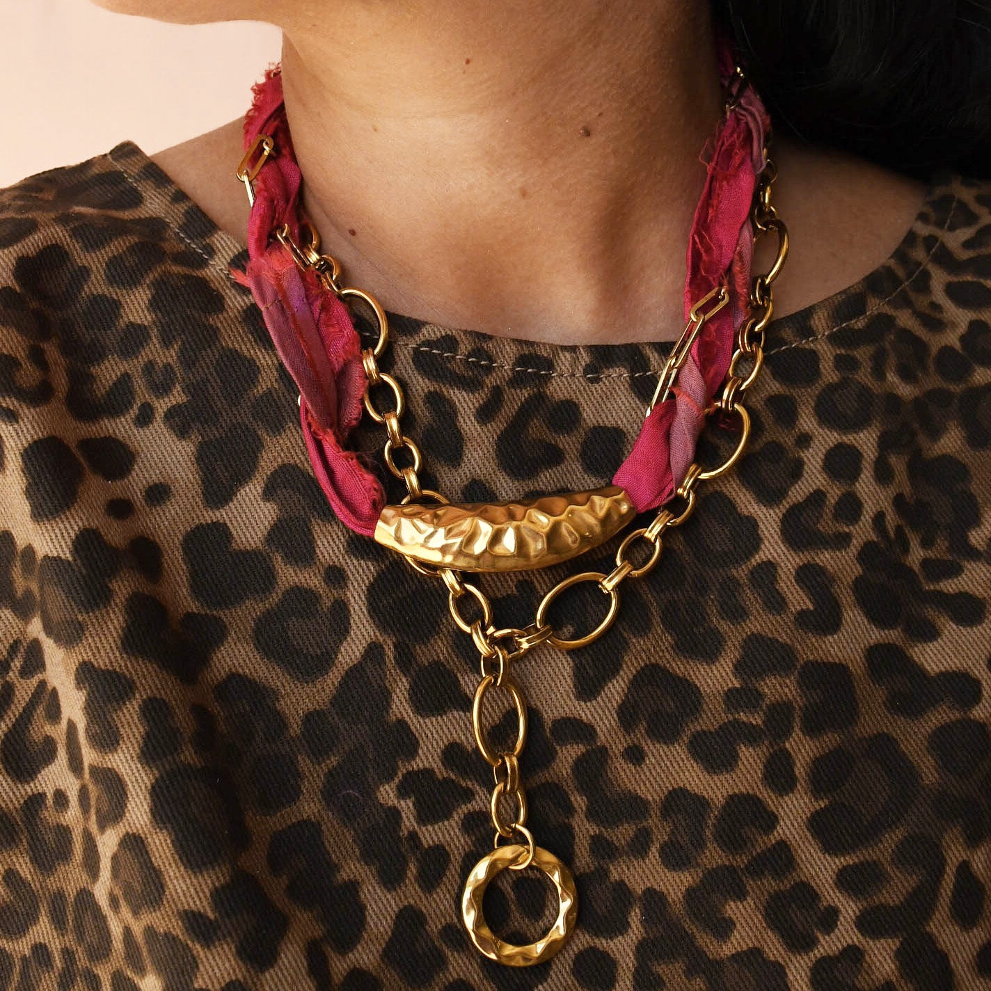Brick Red Scarlet Twist Collar