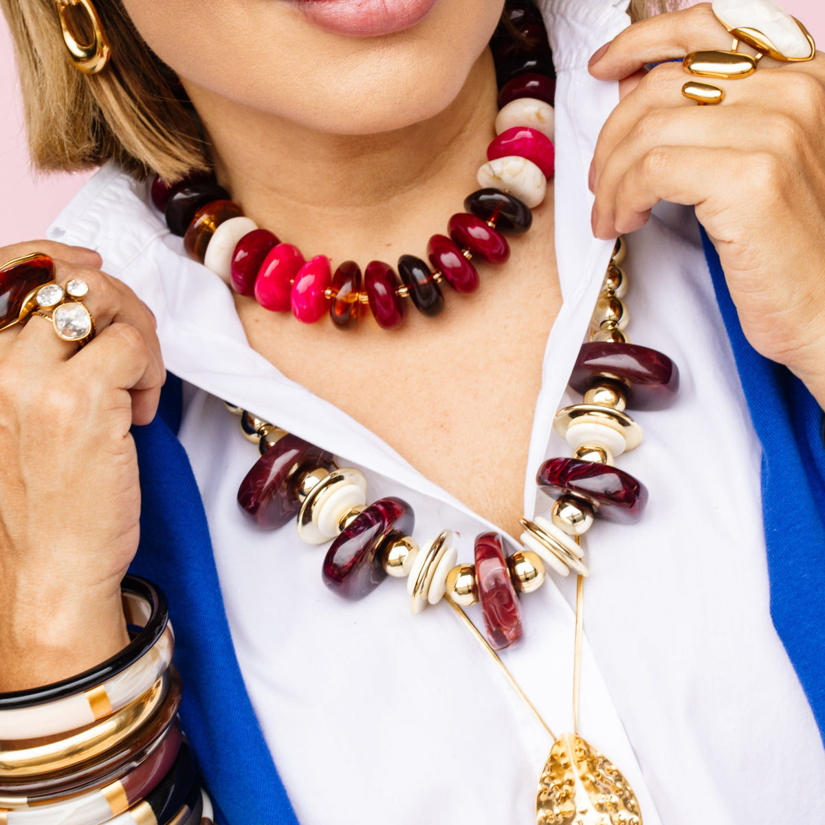 Amber Avenue Burgundy Necklace