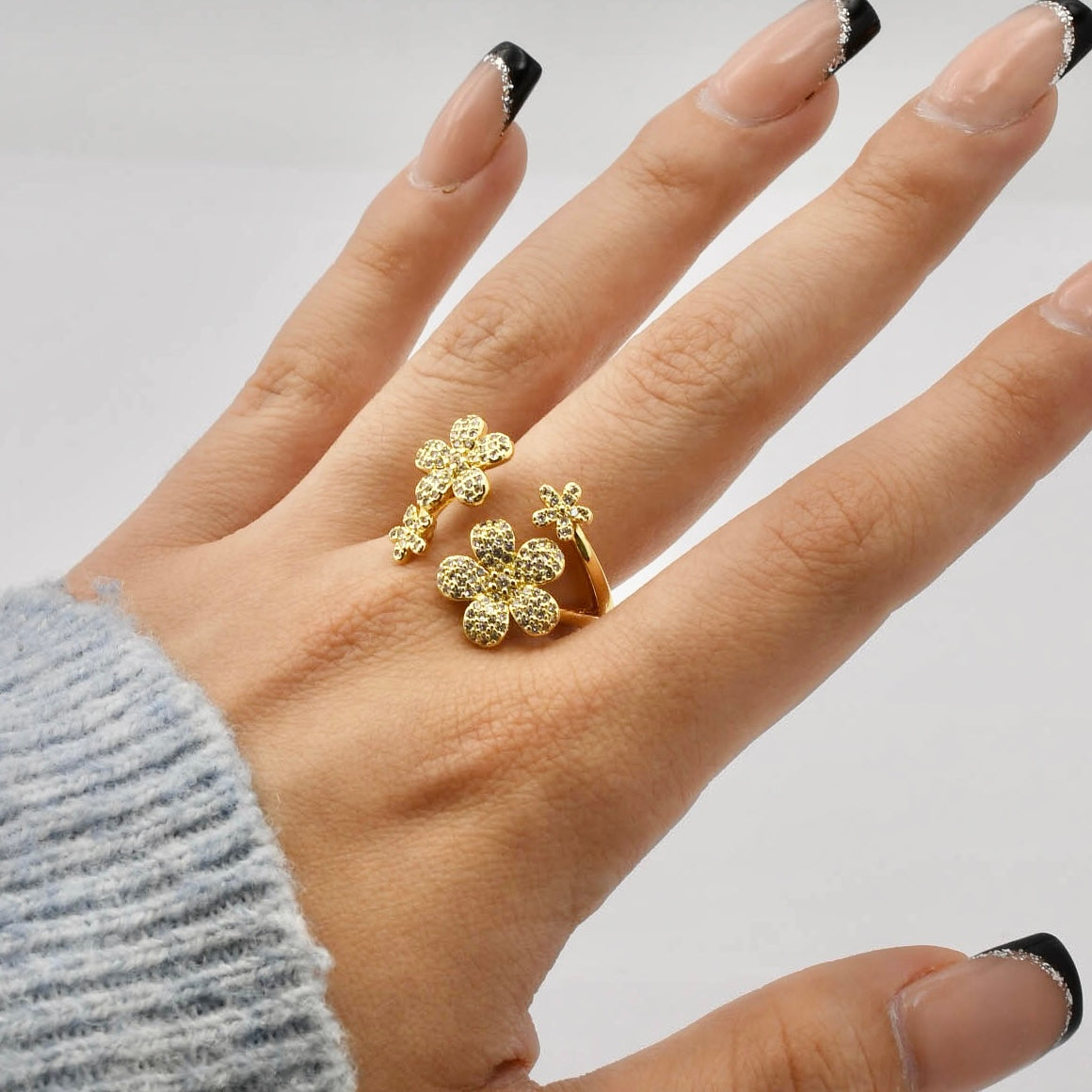 Multi Flower Ring P7