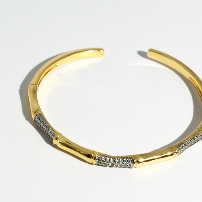 Modern bangle bracelet, Stylish minimalist bracelet, Sleek contemporary bangle, Polished chic bracelet, Clean modern bangle, Elegant simple bracelet, Smooth stylish bangle, Classic modern bracelet, Trendy sleek bangle, Refined minimalist bracelet, Contemporary chic bangle, Versatile modern bracelet