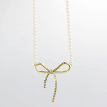 Load image into Gallery viewer, Bow Tie Gold Necklace
