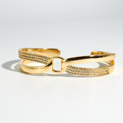 Modern bangle bracelet, Stylish minimalist bracelet, Sleek contemporary bangle, Polished chic bracelet, Clean modern bangle, Elegant simple bracelet, Smooth stylish bangle, Classic modern bracelet, Trendy sleek bangle, Refined minimalist bracelet, Contemporary chic bangle, Versatile modern bracelet