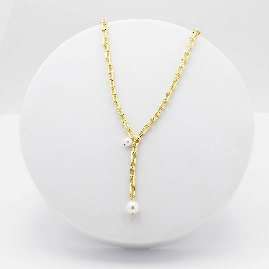 Dangle Pearl Necklace