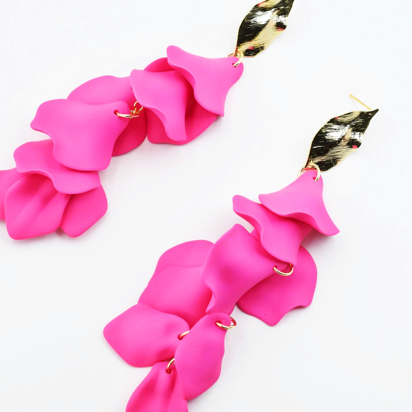 Dangle Petals Neon Pink D63