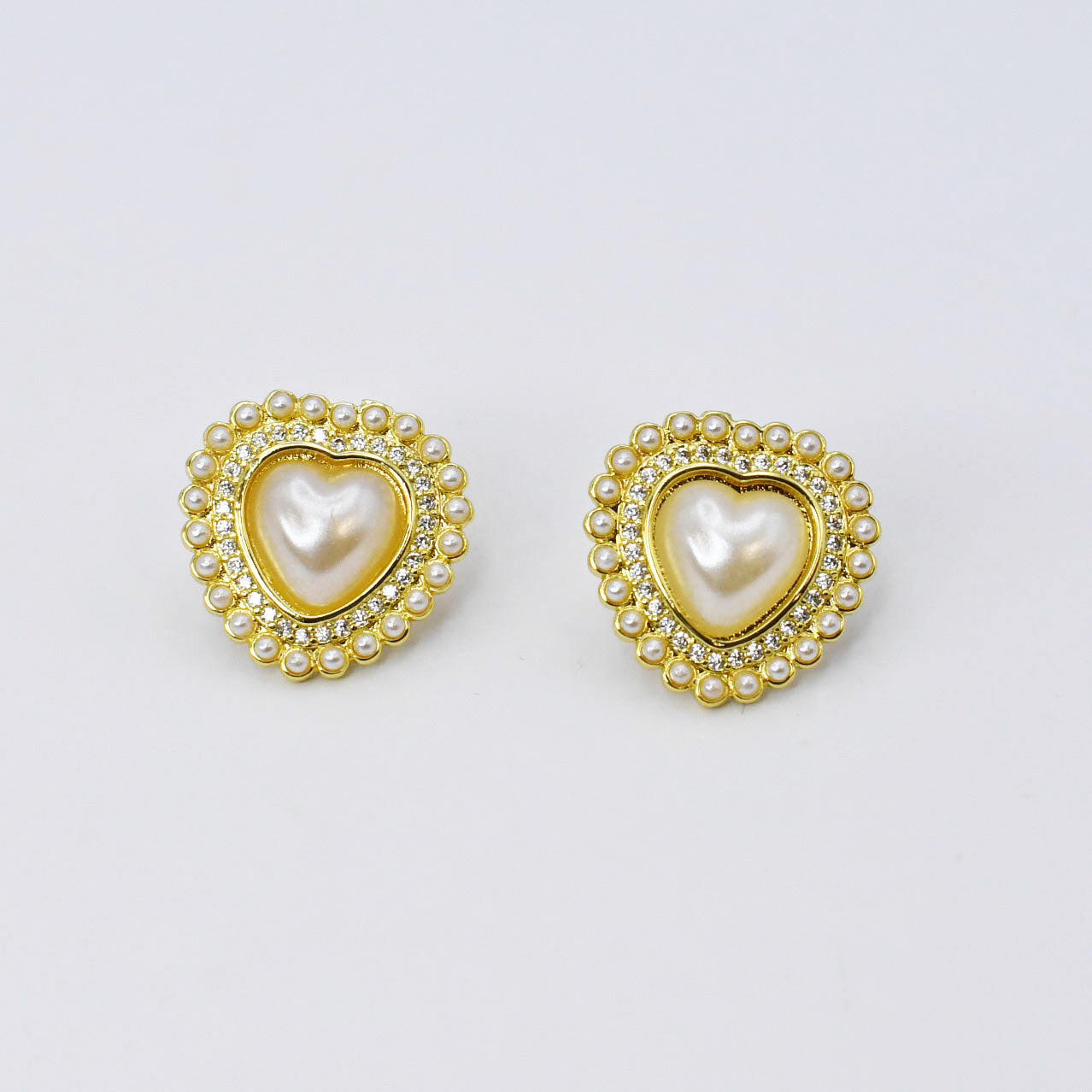 Dreamy Hearts Stud F26