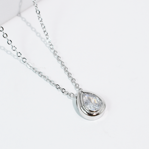 Drop of Love Necklace Silver