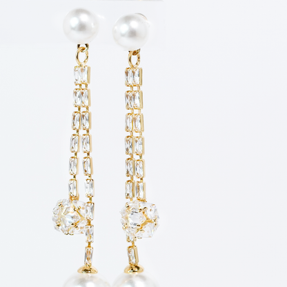 Drop Pearls Earring