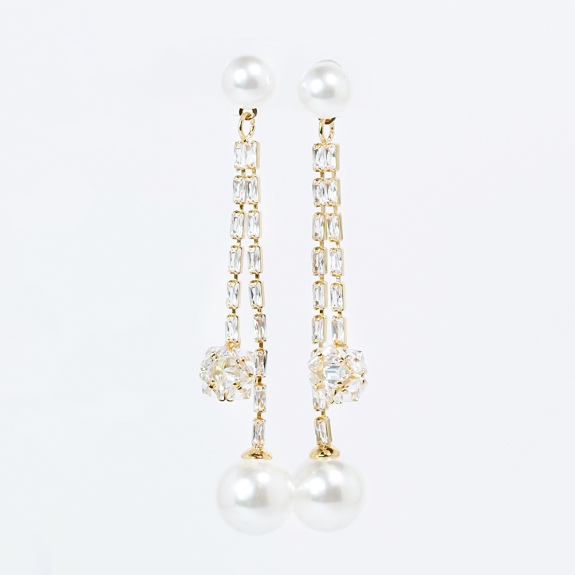 Drop Pearls Earring