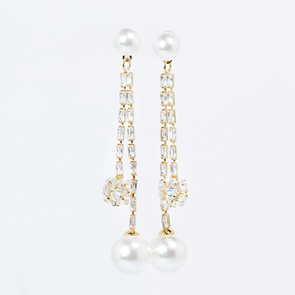 Drop Pearls Earring