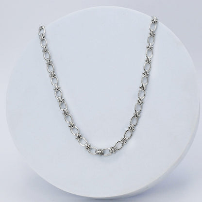 Fancy Link Silver Necklace D47