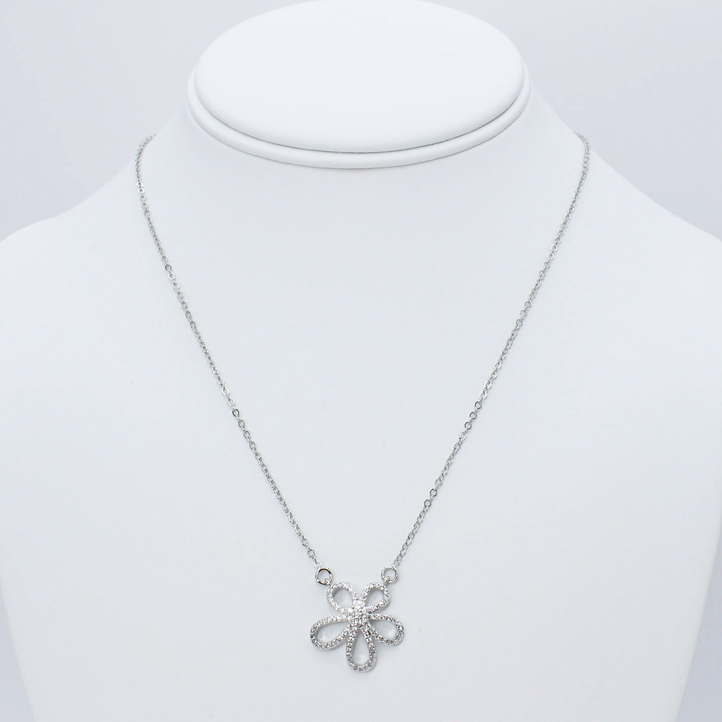 Flower Power Silver Necklace