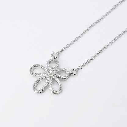 Flower Power Silver Necklace