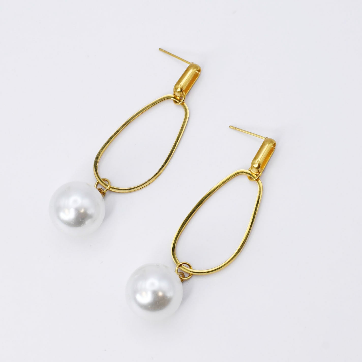 Gilded Pearl Drop Q4