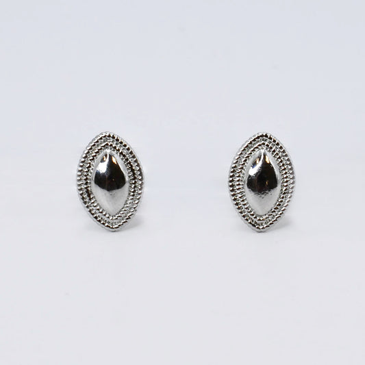 Glint Gem Silver Stud A33