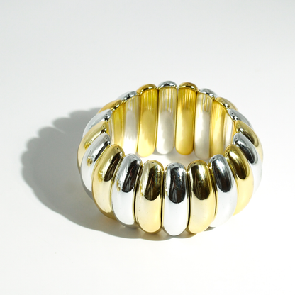 Modern bangle bracelet, Stylish minimalist bracelet, Sleek contemporary bangle, Polished chic bracelet, Clean modern bangle, Elegant simple bracelet, Smooth stylish bangle, Classic modern bracelet, Trendy sleek bangle, Refined minimalist bracelet, Contemporary chic bangle, Versatile modern bracelet