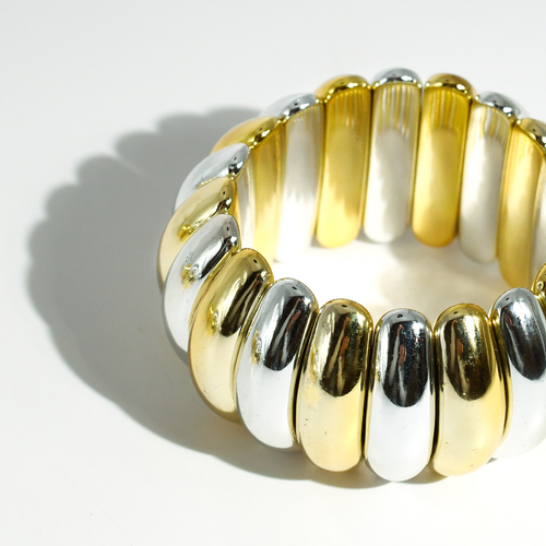 Modern bangle bracelet, Stylish minimalist bracelet, Sleek contemporary bangle, Polished chic bracelet, Clean modern bangle, Elegant simple bracelet, Smooth stylish bangle, Classic modern bracelet, Trendy sleek bangle, Refined minimalist bracelet, Contemporary chic bangle, Versatile modern bracelet