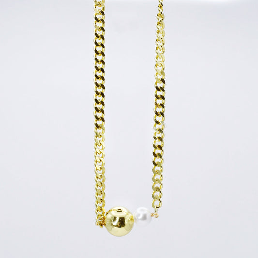 Golden Pearl Necklace M5