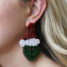 Load image into Gallery viewer, Grinch Face Earrings R22
