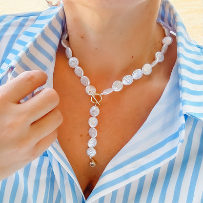 dainty gold necklace, layered design, boutique wholesale, women’s accessories, statement piece, trendy style, waterproof, hypoallergenic, tarnish free,pearls