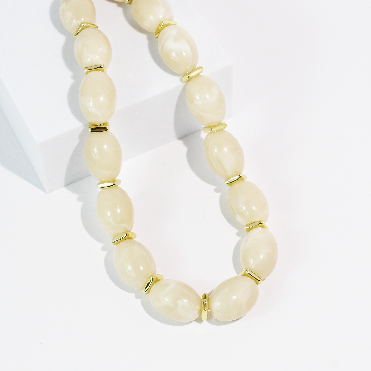 Jelly Pop Cream necklace