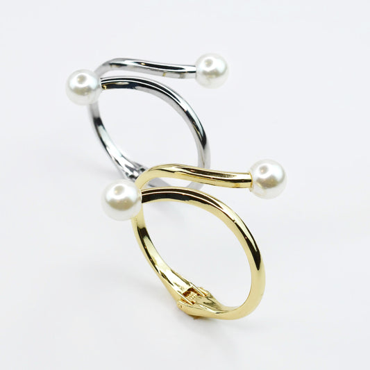 Kind of a Moment Double Pearl Bangle