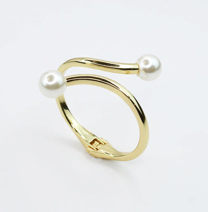 Kind of a Moment Double Pearl Bangle