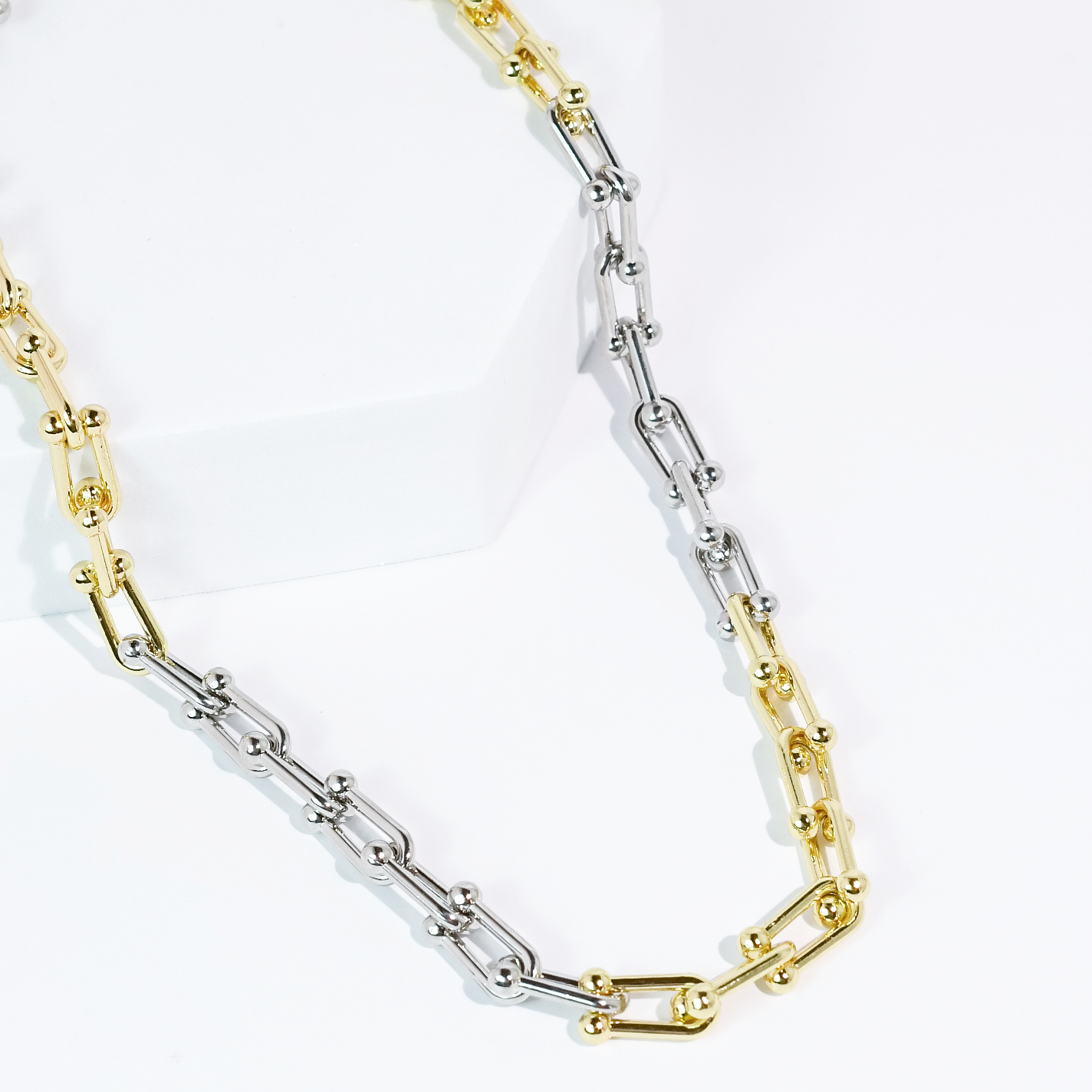 Link Up Mix Necklace