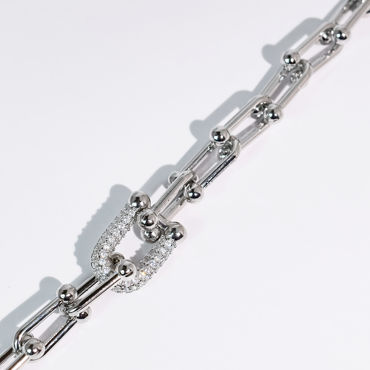 Modern bangle bracelet, Stylish minimalist bracelet, Sleek contemporary bangle, Polished chic bracelet, Clean modern bangle, Elegant simple bracelet, Smooth stylish bangle, Classic modern bracelet, Trendy sleek bangle, Refined minimalist bracelet, Contemporary chic bangle, Versatile modern bracelet