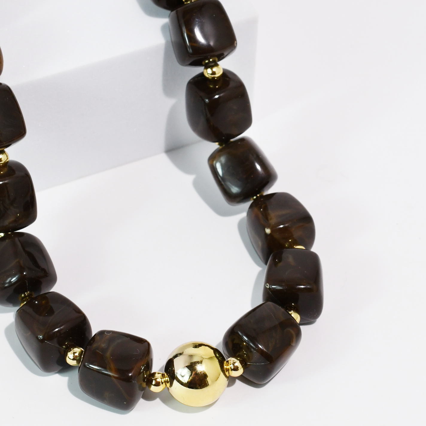 Lumi Dark Necklace
