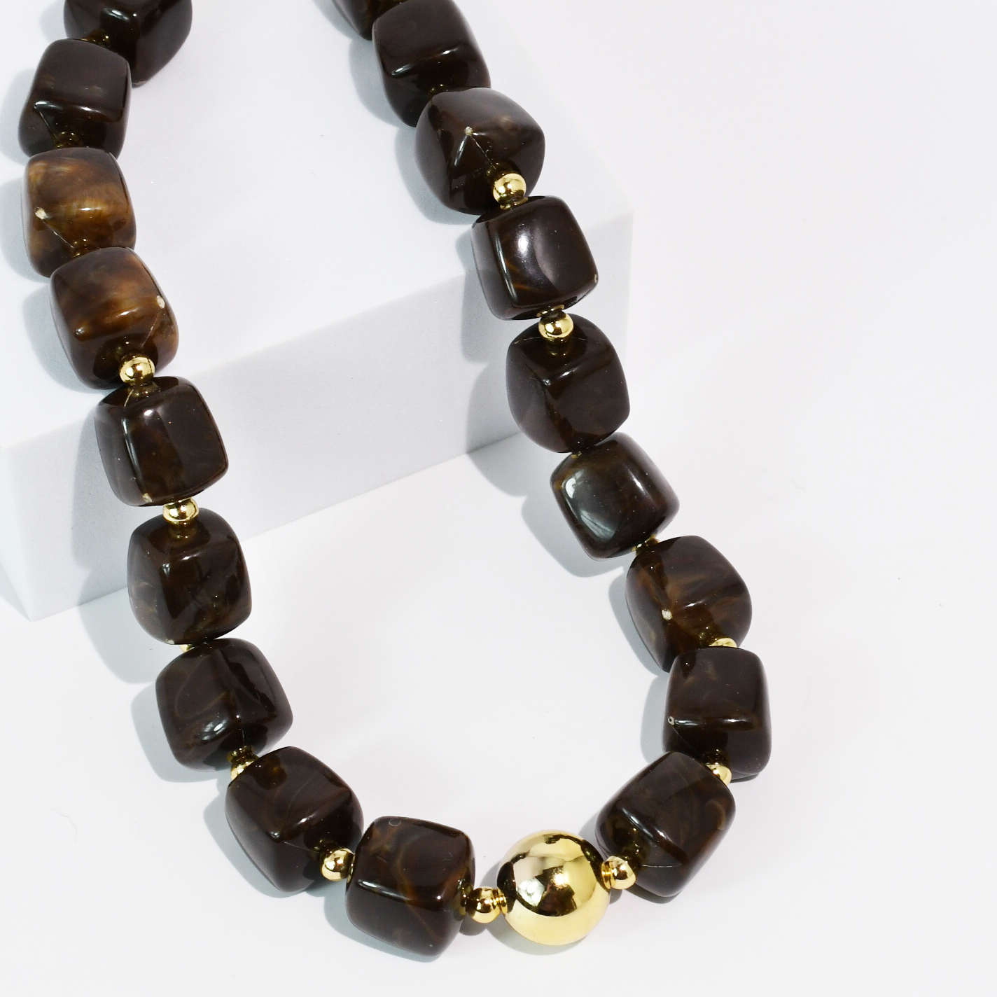 Lumi Dark Necklace