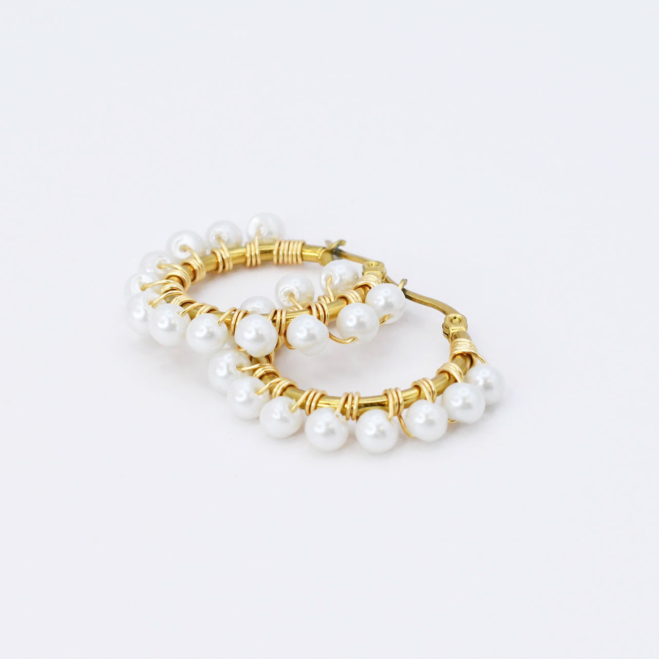 Mini Pearl Beaded Hoop D52