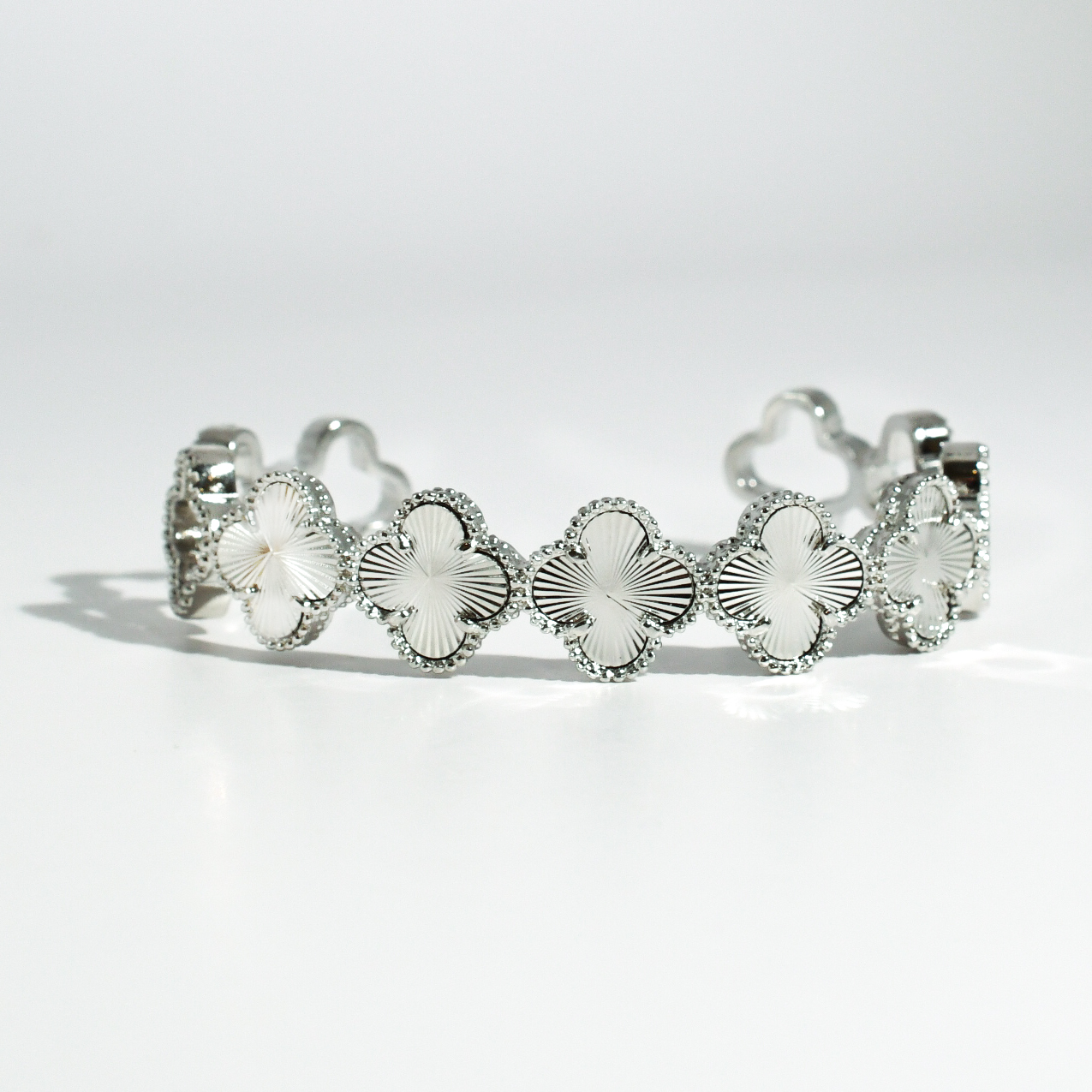 Modern bangle bracelet, Stylish minimalist bracelet, Sleek contemporary bangle, Polished chic bracelet, Clean modern bangle, Elegant simple bracelet, Smooth stylish bangle, Classic modern bracelet, Trendy sleek bangle, Refined minimalist bracelet, Contemporary chic bangle, Versatile modern bracelet