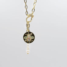 Load image into Gallery viewer, Pearl Bee Necklace
