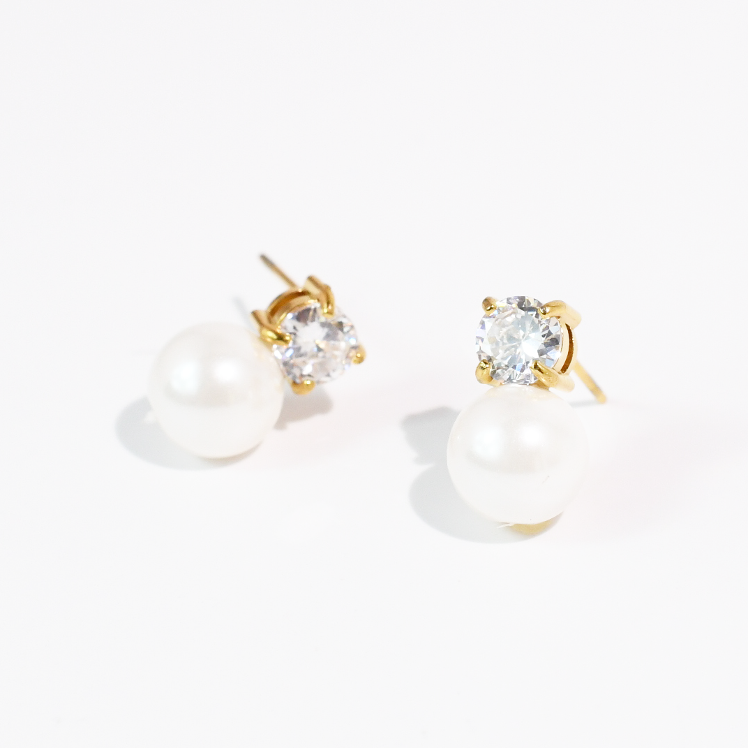 Pearl Dot Crystal Stud Waterproof