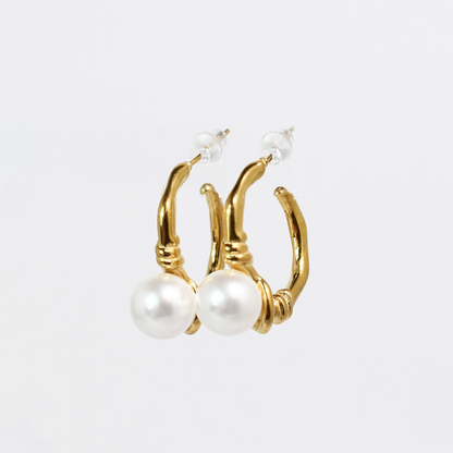 Pearl Kiss Hoops