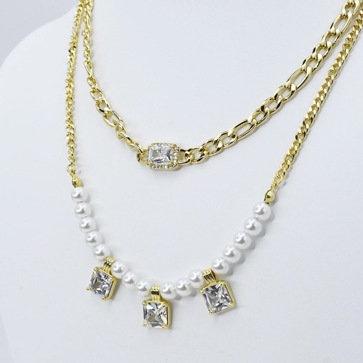 Pearl Link Layer Necklace