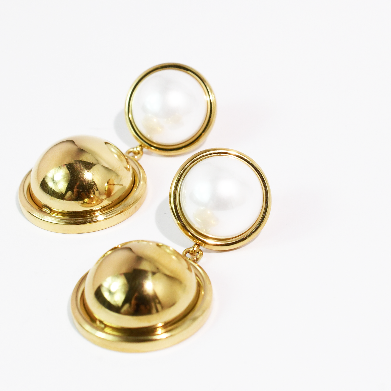 Pearl & Gold Earrings Waterproof