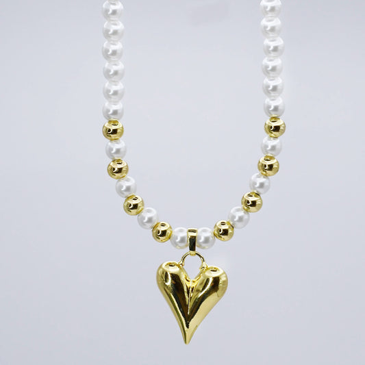 Pearly Teardrop Heart Necklace A15