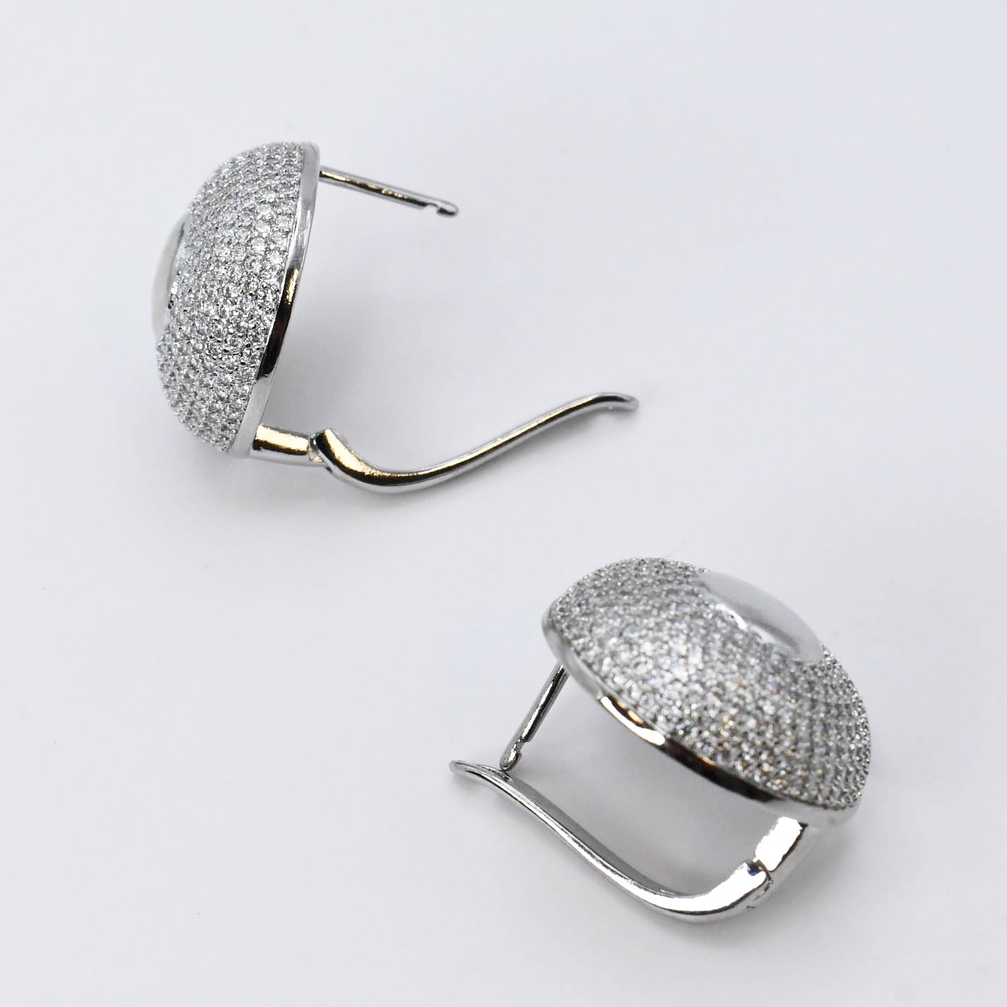 Puffy Disco Silver Earrings K15