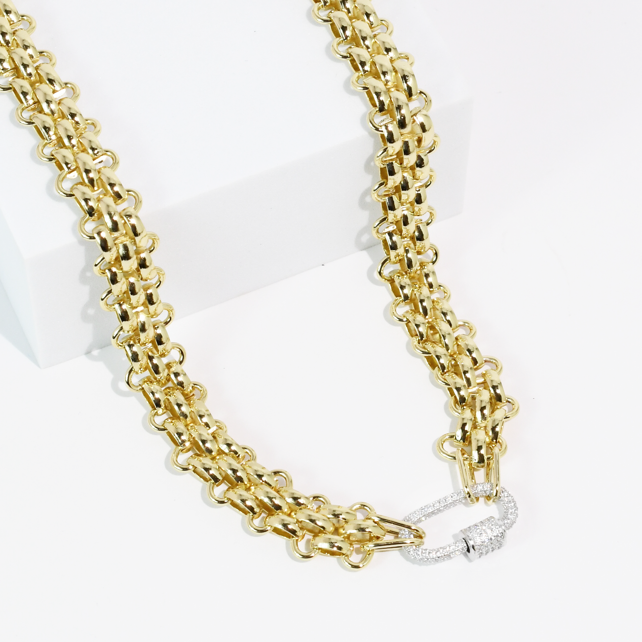 Queen Majesty Necklace