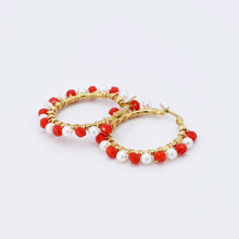 Load image into Gallery viewer, Small Red/White Beaded Hoop D52
