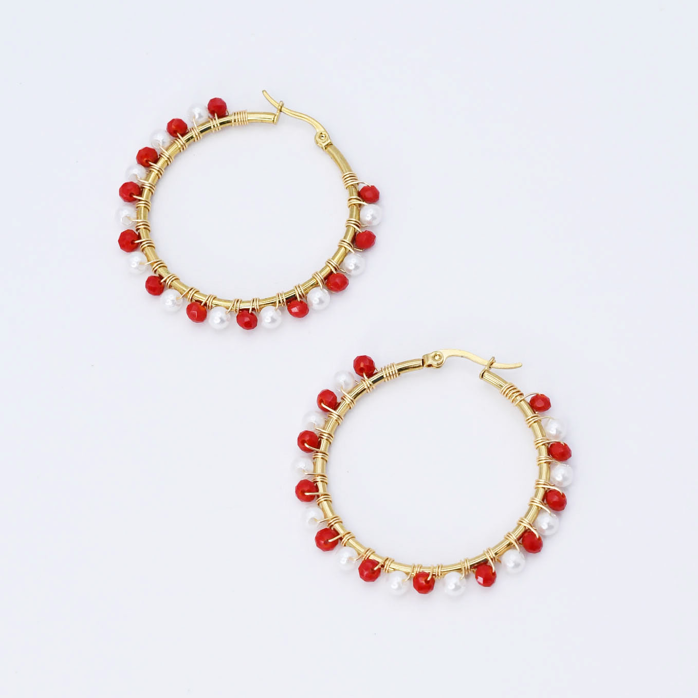 Red/White Beaded Hoop D54